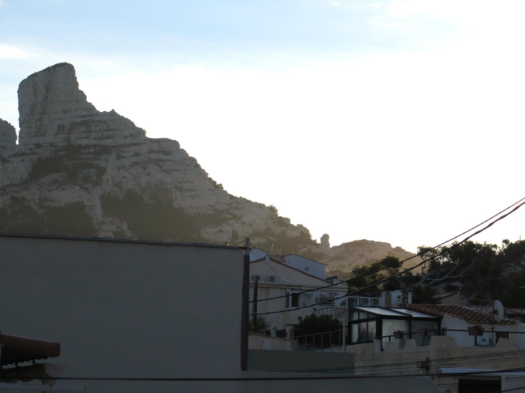 Maison De Village A 35 M Du Bord De Mer Marseilles Buitenkant foto